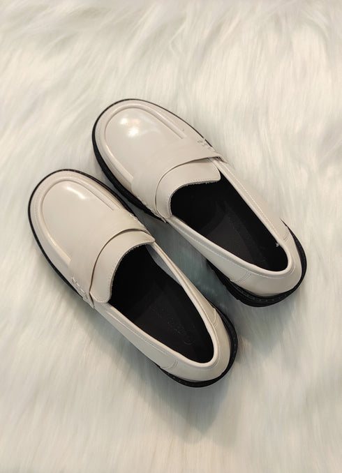 Round Toe Chunky Loafer